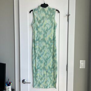 Future Collective Gabriella Karefa Johnson Watercolor Plisse Midi Dress NWOT